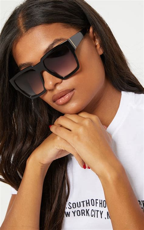 square sunglasses oversized